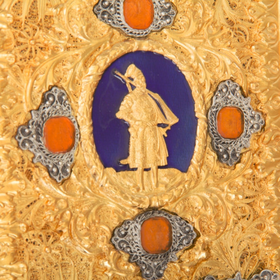 Подарункове видання "Козацька Україна: печатки, герби, знаки та емблеми кінця XV-XVIII століть" у коштовному декорі з позолотою з інкрустацією та емалями 