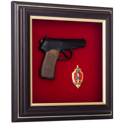 Сувенір "Пістолет Макарова та емблема БКОП СБУ"