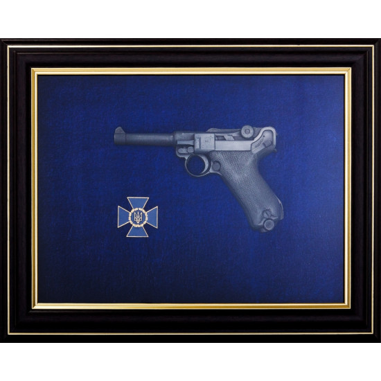 Сувенір "Пістолет Парабелум та емблема СБУ"