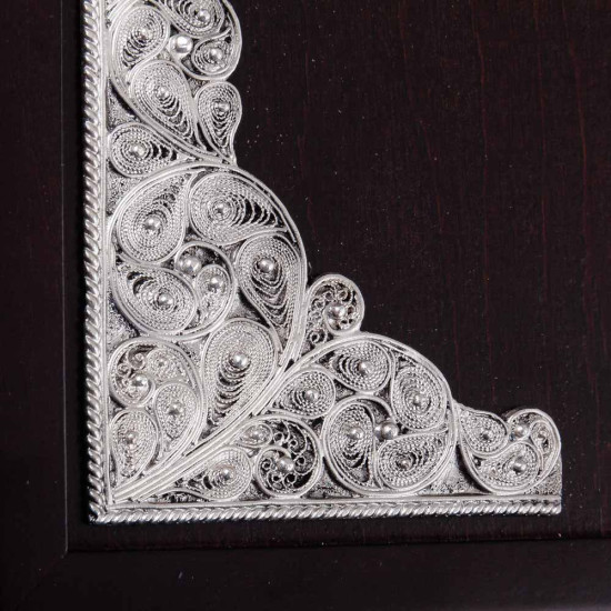 "Сімейна книга" з ювелірним срібним декором з інкрустацією дорогоцінним камінням