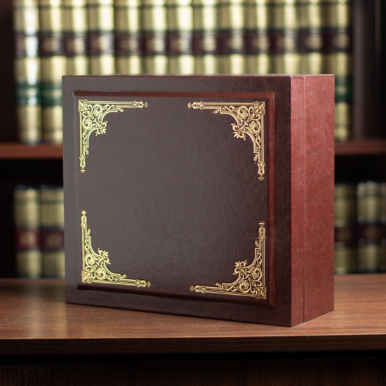 Подарунковий сет келихів для віскі "Мамай, або Перші козаки" (книга + 2 кришталеві келихи з металевим посрібленим та позолоченим декором)