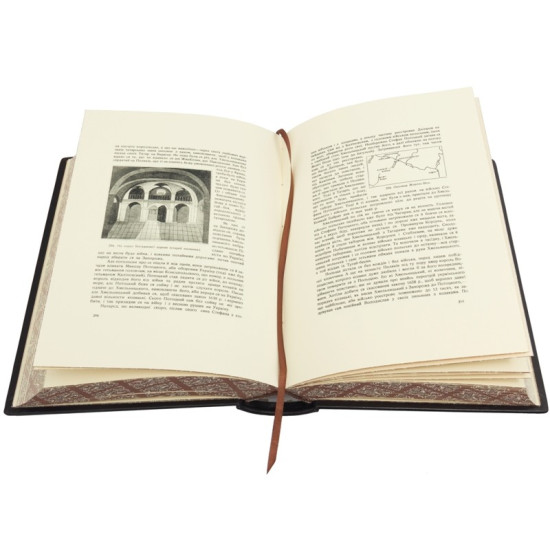 Подарункове видання "Ілюстрована історія України" Грушевський М.С. з ювелірним декором (метал, позолота, сріблення, емалі)