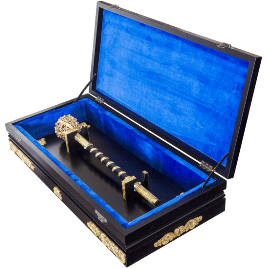 Булава з ювелірним декором та інкрустацією дорогоцінним камінням у подарунковому футлярі