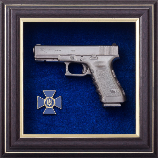 Сувенір "Пістолет Glock та емблема СБУ"