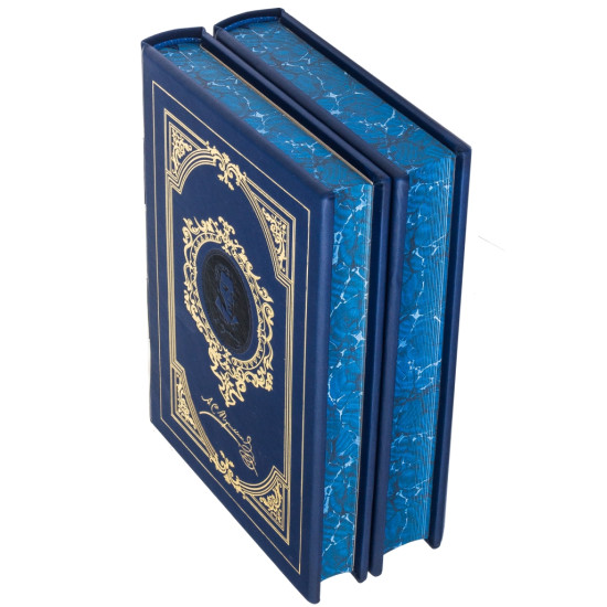 Рідкісне видання творів О. С. Пушкіна у 2 т. під редакцією П. Тичини українською мовою. Репринт 1949 р. з копією посрібленої медалі поета