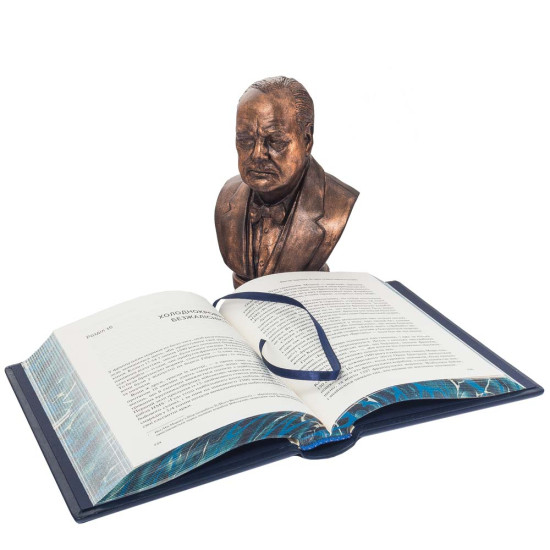 Подарункове видання книги "Фактор Черчилля" з портретом політика на металі і бюст Вінстона Черчилля у подарунковій коробці