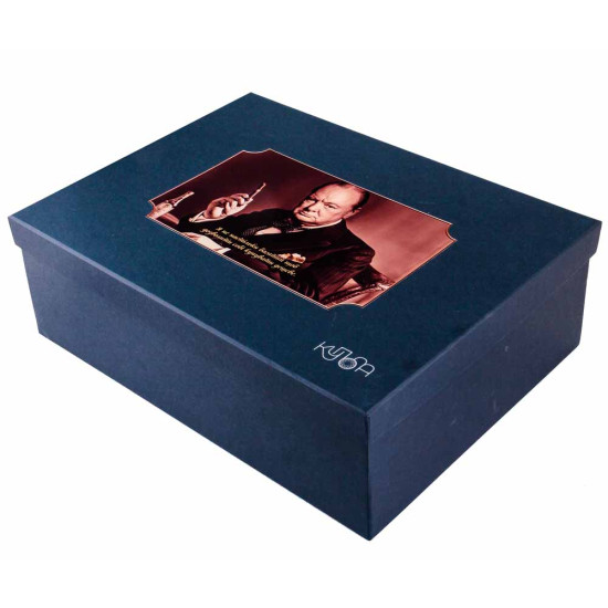 Подарунковий набір для віскі "Черчилль і Тризуб: тост за Україну". (2 кришталеві келихи  Cristalleria Italiana, гільйотина для сигар, камені для віскі).