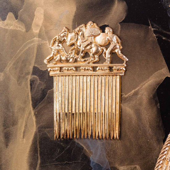 Авторське панно "Скіфська містерія" (живопис, текстурний пейзаж, метал, позолота). Експонат виставки ART TALENT FAIR 2025