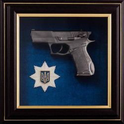 Сувенір "Пістолет Форт та знак Національної поліції України"