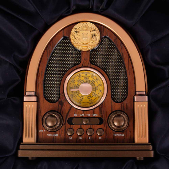 Подарунковий набір "Радіохвилі незалежності: звуки України"