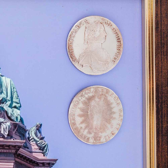 Композиція "Епоха Марії-Терезії: Монументальна спадщина в сріблі"