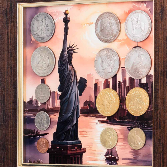 Композиція "Статуя Свободи з американськими монетами"