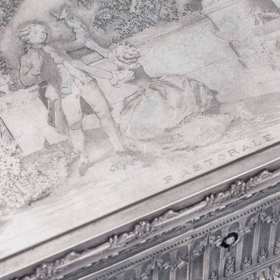 ﻿Посріблена скринька з сигарами "Набір для джентльмена"