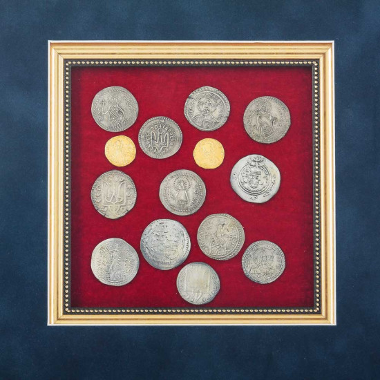 Історична композиція "Святі рівноапостольні Ольга і Володимир та монети Київської Русі"