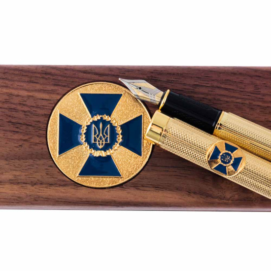 Подарунок "Ручка з мініатюрою емблеми СБУ" (ручка TENSO з ювелірною мініатюрою у дере'яному футлярі з металевою емблемою)