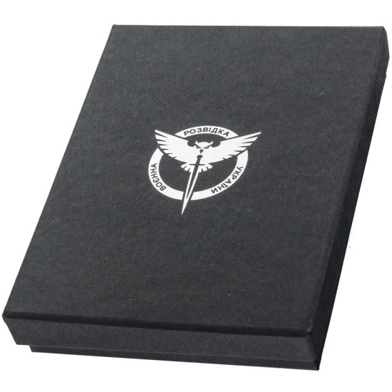 Подарункове видання "Молитовник українського розвідника" у шкіряному футлярі