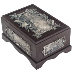 Скриня мисливця "Лісова сага" з металевим посрібленим декором
