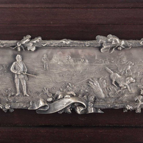 Скриня мисливця "Лісова сага" з металевим посрібленим декором
