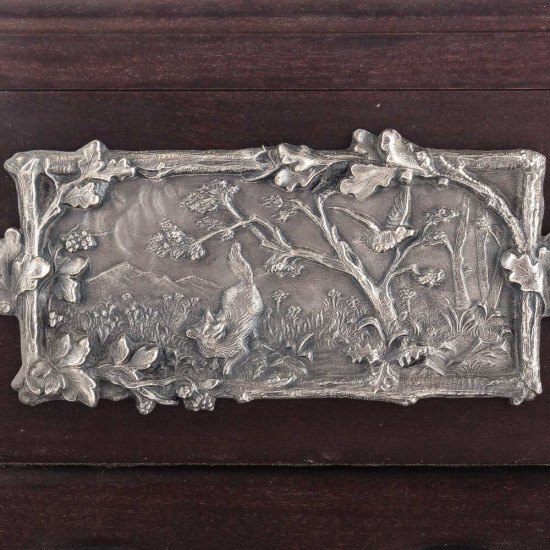 Скриня мисливця "Лісова сага" з металевим посрібленим декором