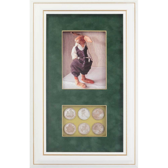 Композиція "Казковий кролик з колекцією монет"