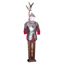 Обладунки польського крилатого гусара на постаменті. Історична реконструкція (метал, сріблення, позолота)