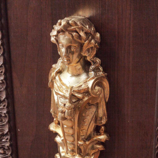 Обладунки польського крилатого гусара на постаменті. Історична реконструкція (метал, сріблення, позолота)