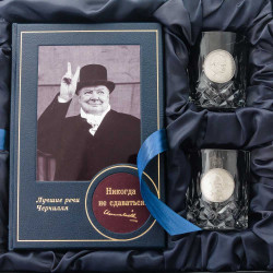 Подарунковий набір для віскі «Вінстон Черчілль» (2 келихи, книга, каміння для охолодження віскі)