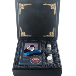 Подарунковий набір для віскі «Вінстон Черчілль» (2 келихи, книга, каміння для охолодження віскі)