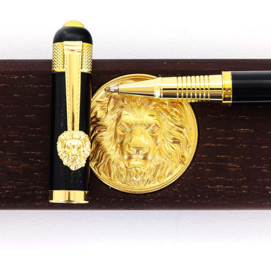  Преміум-ручка Tenso «Imperial Lion» у дерев'яному футлярі з позолоченим барельєфом лева