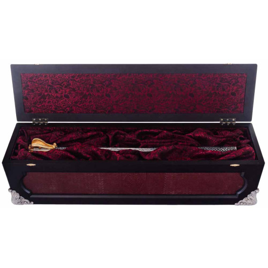 Пернач Олександра Якубовича у подарунковому футлярі