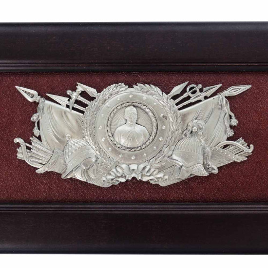 Пернач Олександра Якубовича у подарунковому футлярі