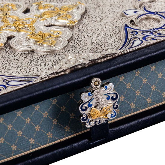 Біблія з металевим декором