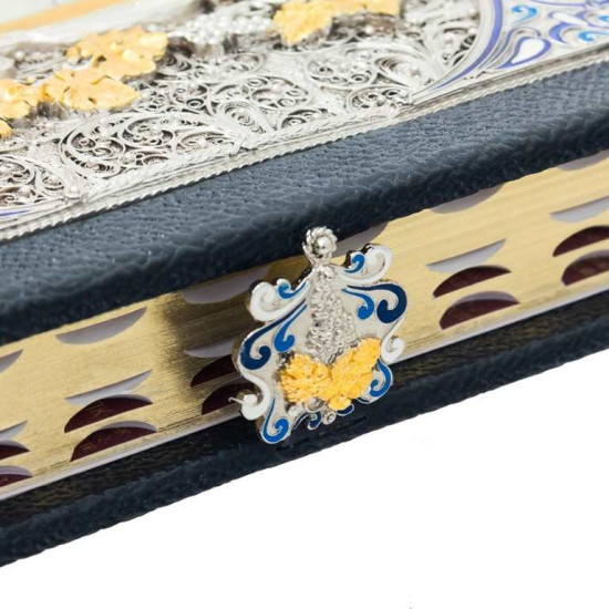 Біблія з ювелірним декором