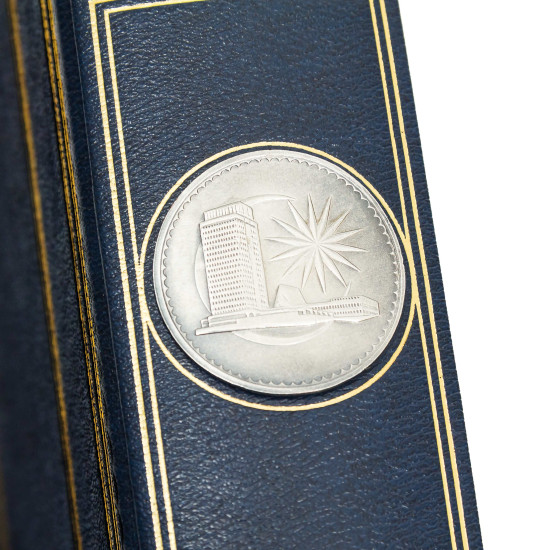 Книга «З третього світу до першого»