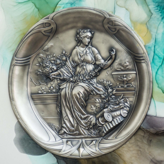 Авторське панно "Деметра". (Репліка срібної тарілки кінця XIX ст.) (Номінант Luxembourg Art Prize 2024)