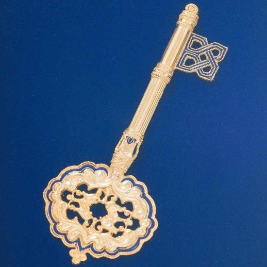 Подарунок "Ключ" (ювелірний виріб з позолотою, емалями та камінням)