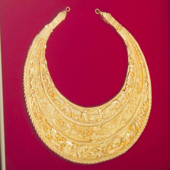 Подарунок "Скіфська пектораль"