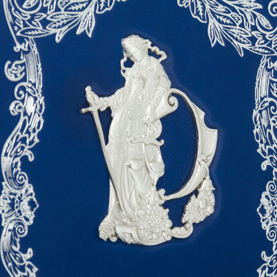 Подарункове видання "Закон і справедливість" А.Ф.Коні з металевою посрібленою фігурою Феміди