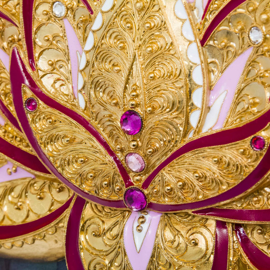 Авторське панно "Падма" (Лотос) (метал, позолота, каміння Сваровські)