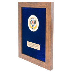 Подарунок "Міжнародна Асоціація ветеранів підрозділів антитерору "Альфа"