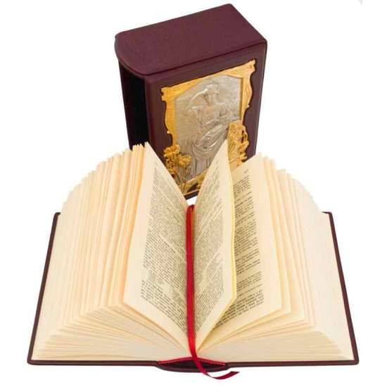 Подарункове видання «Подарунок молодим господиням або засіб для зменшення витрат у домашньому господарстві» О. Молоховець. Кулінарний бестселер ХІХ ст. з ювелірним декором