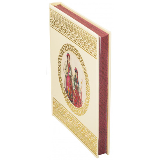 Подарункове видання збірки "Народний одяг західних областей України" з фотографією, надрукованою на тканині та розписаною вручну акриловими фарбами